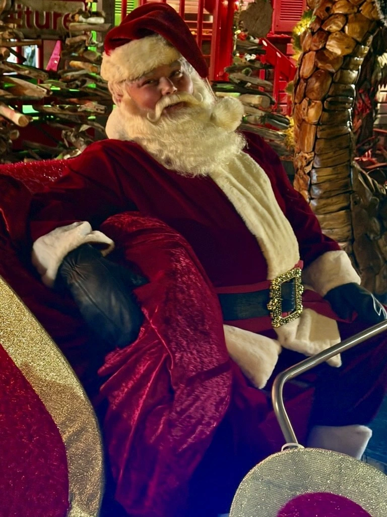 Santa at The Ski Shack